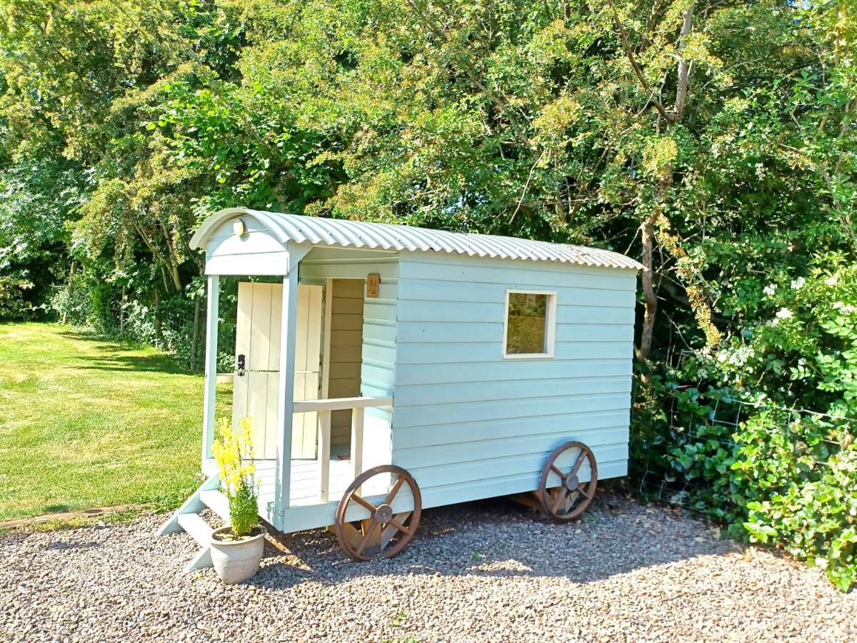River Cottage@Cwm Mill - Riverside Family Holidays In The Black Mountains 헤리퍼드 외부 사진