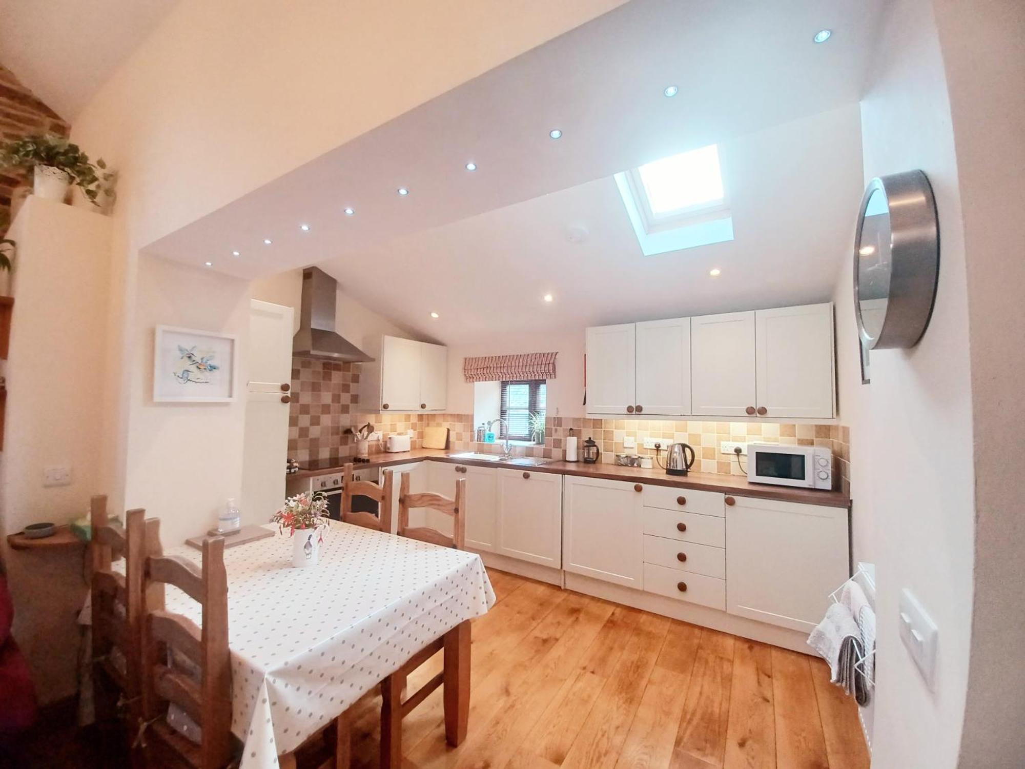 River Cottage@Cwm Mill - Riverside Family Holidays In The Black Mountains 헤리퍼드 외부 사진