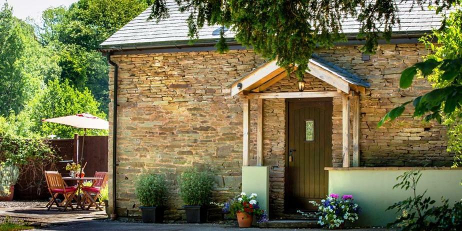 River Cottage@Cwm Mill - Riverside Family Holidays In The Black Mountains 헤리퍼드 외부 사진