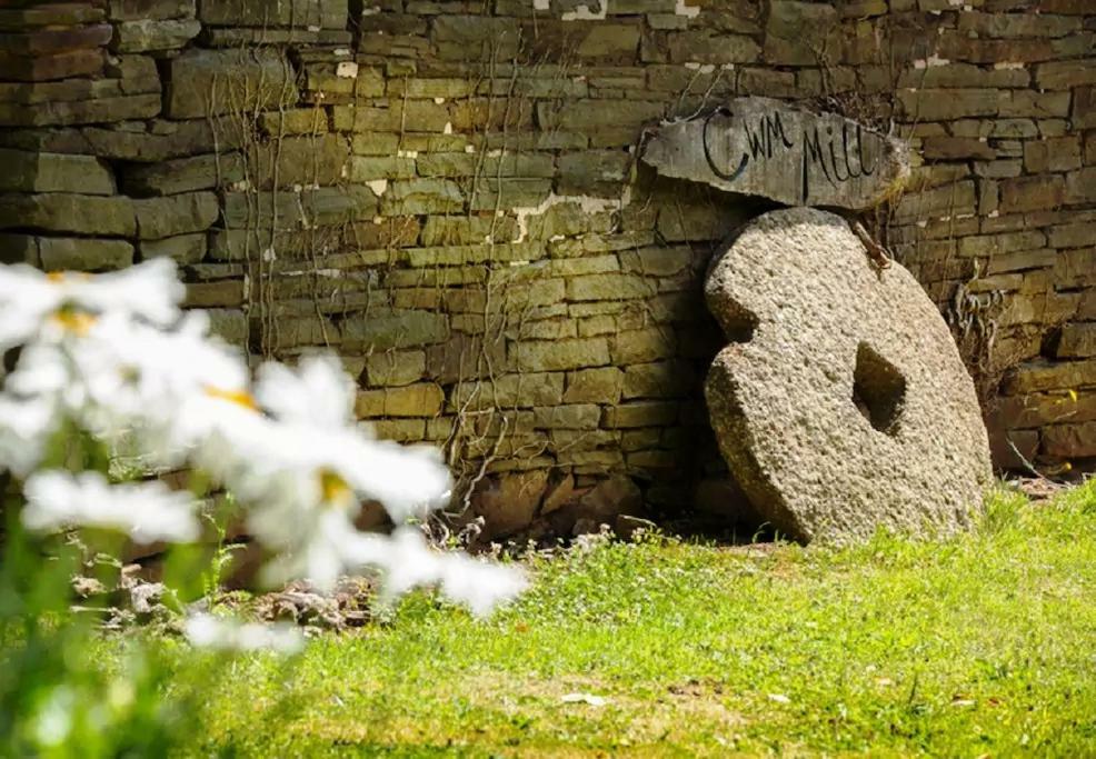 River Cottage@Cwm Mill - Riverside Family Holidays In The Black Mountains 헤리퍼드 외부 사진